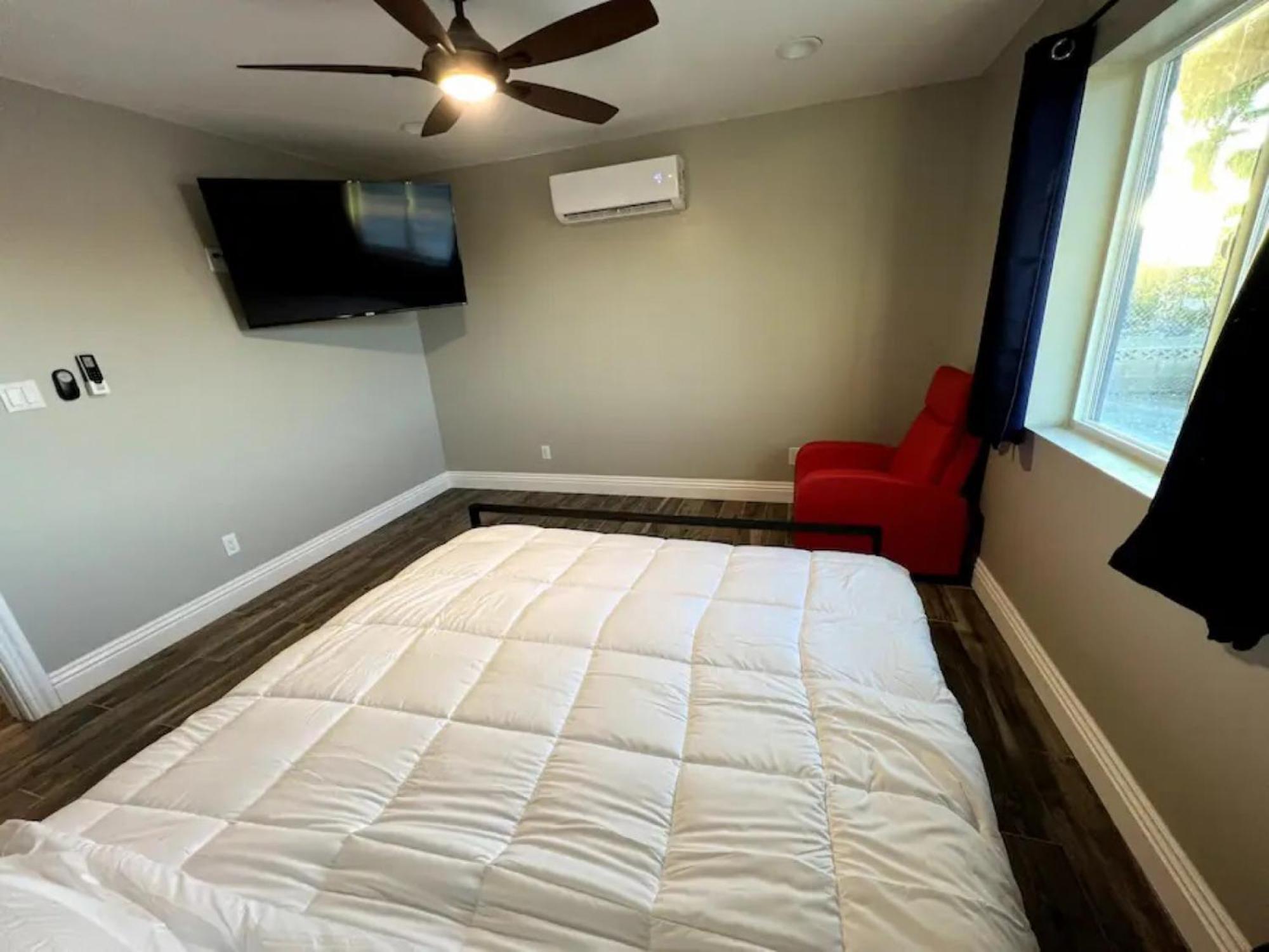 Lux Private Home - Pool, Billiards, 8 Smart Tvs, Board Games, Cotton Bedding - The Stone Sanctuary At Mccullough Hills Trailhead Лас-Вегас Екстер'єр фото