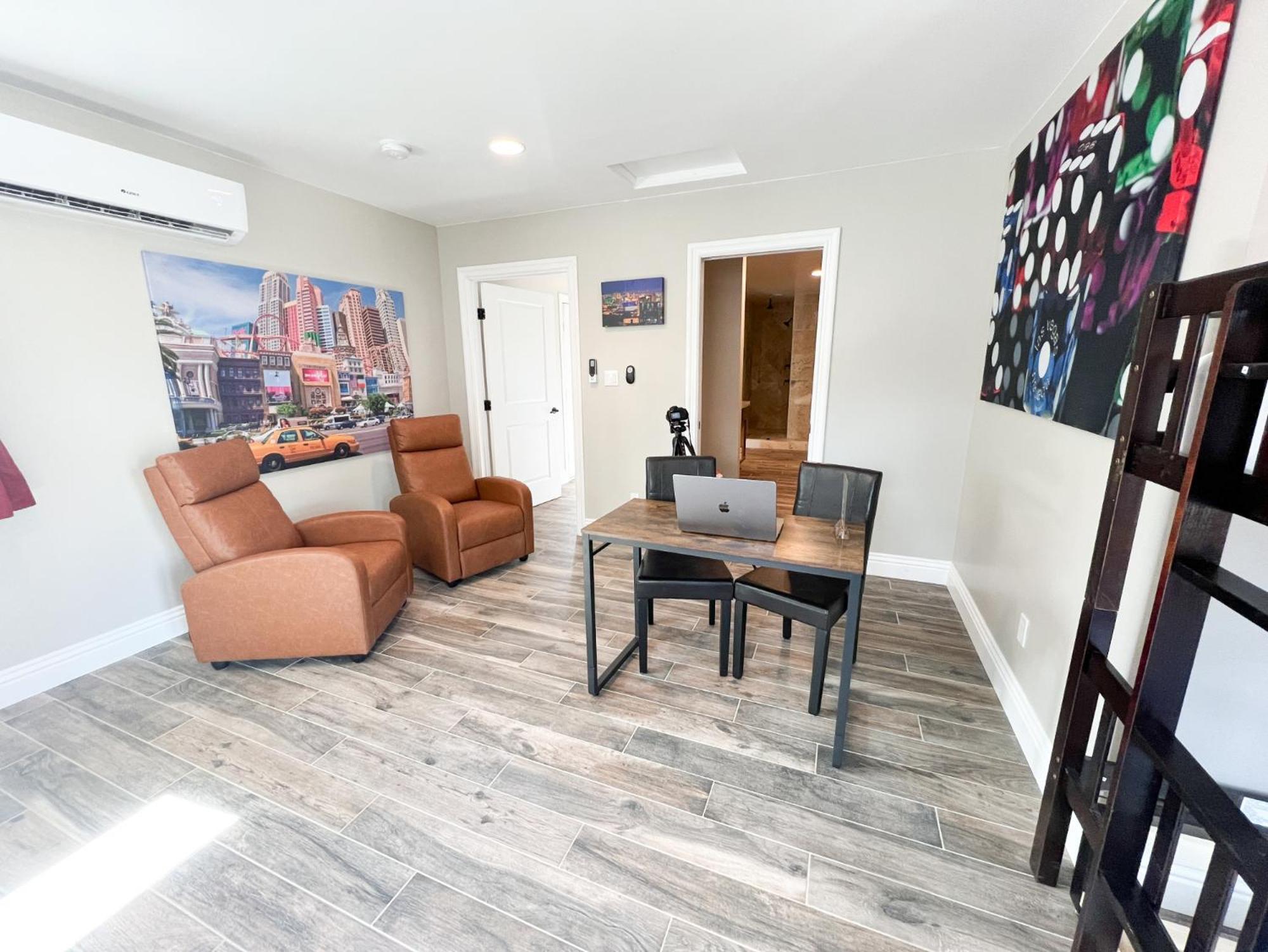 Lux Private Home - Pool, Billiards, 8 Smart Tvs, Board Games, Cotton Bedding - The Stone Sanctuary At Mccullough Hills Trailhead Лас-Вегас Екстер'єр фото