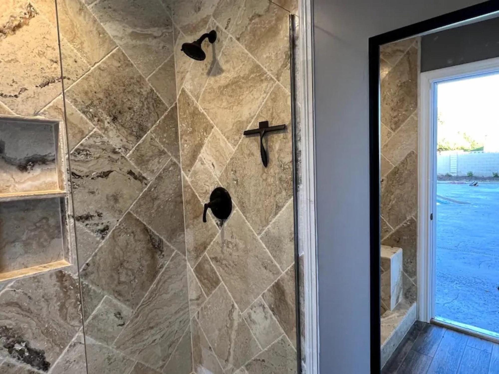 Lux Private Home - Pool, Billiards, 8 Smart Tvs, Board Games, Cotton Bedding - The Stone Sanctuary At Mccullough Hills Trailhead Лас-Вегас Екстер'єр фото