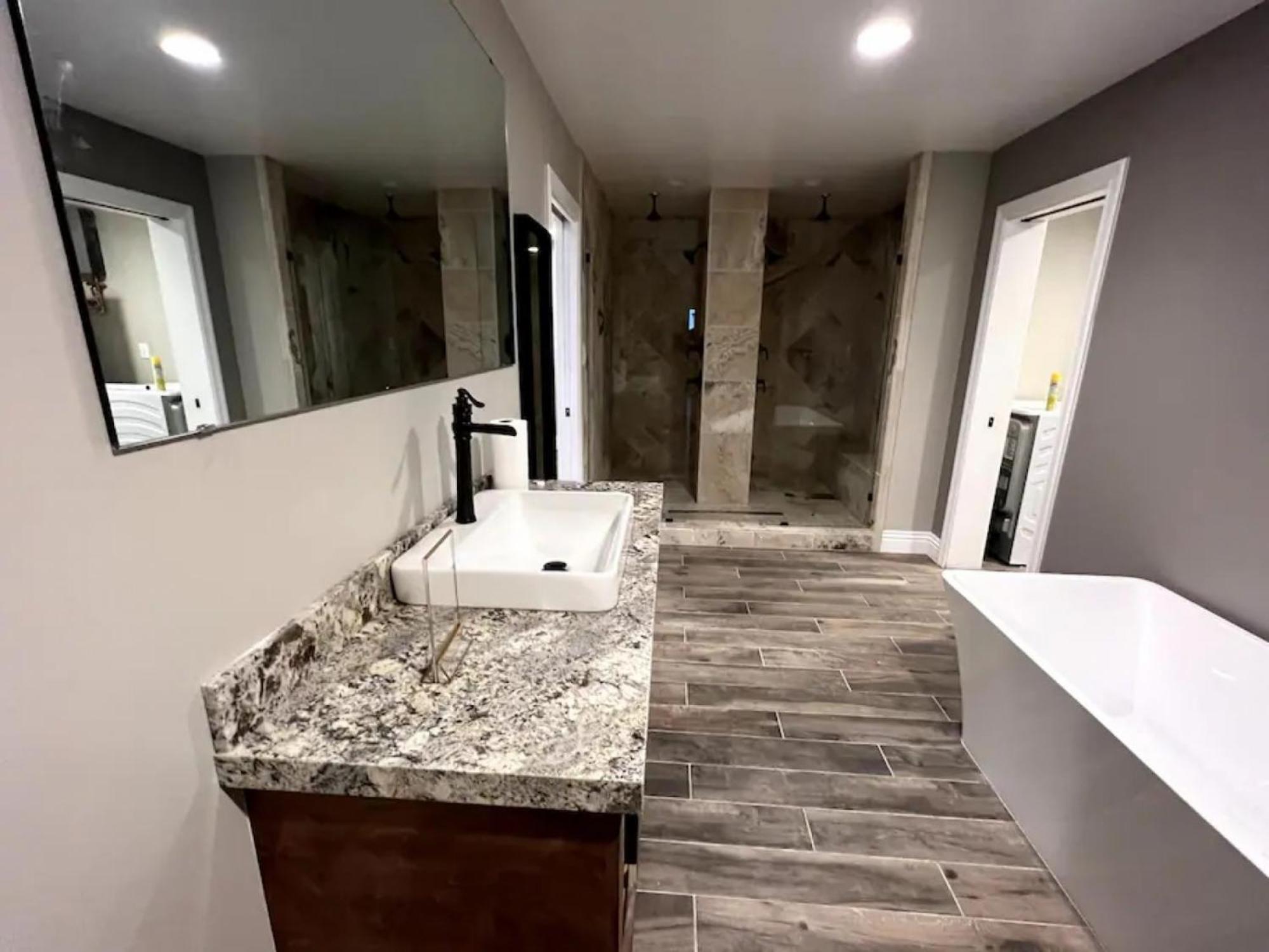 Lux Private Home - Pool, Billiards, 8 Smart Tvs, Board Games, Cotton Bedding - The Stone Sanctuary At Mccullough Hills Trailhead Лас-Вегас Екстер'єр фото