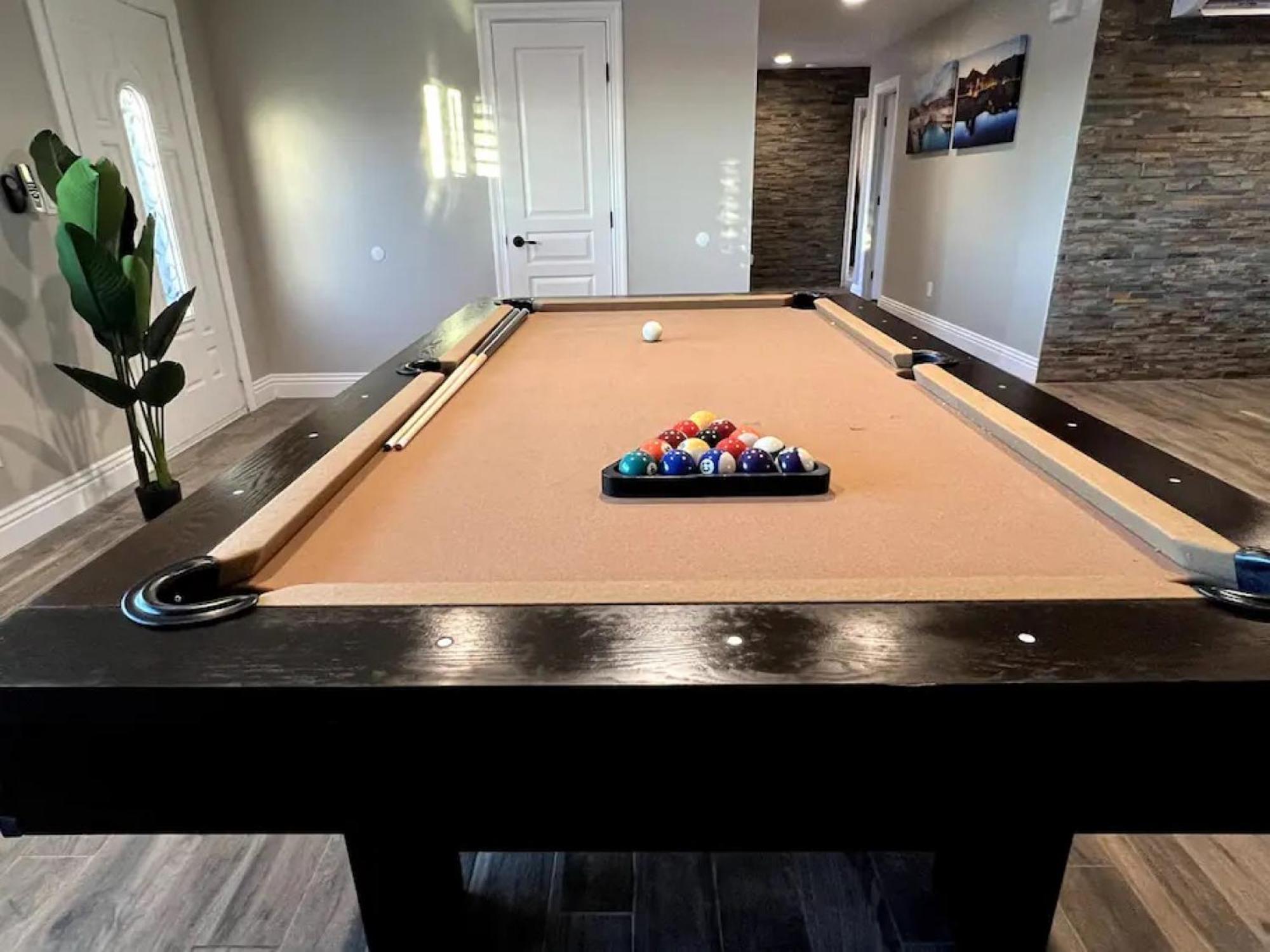 Lux Private Home - Pool, Billiards, 8 Smart Tvs, Board Games, Cotton Bedding - The Stone Sanctuary At Mccullough Hills Trailhead Лас-Вегас Екстер'єр фото